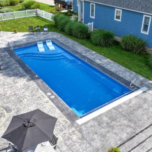 Hồ Bơi Composite Aspen – Nhiều kích thước: 3.7×7.6m | 4.3×9.1m | 4.9×10.7m | 4.9×12.2m