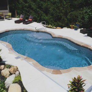 Hồ Bơi Composite Sun Day – Ngày Nghỉ Sân Vườn Hoàn Hảo – ảnh chính