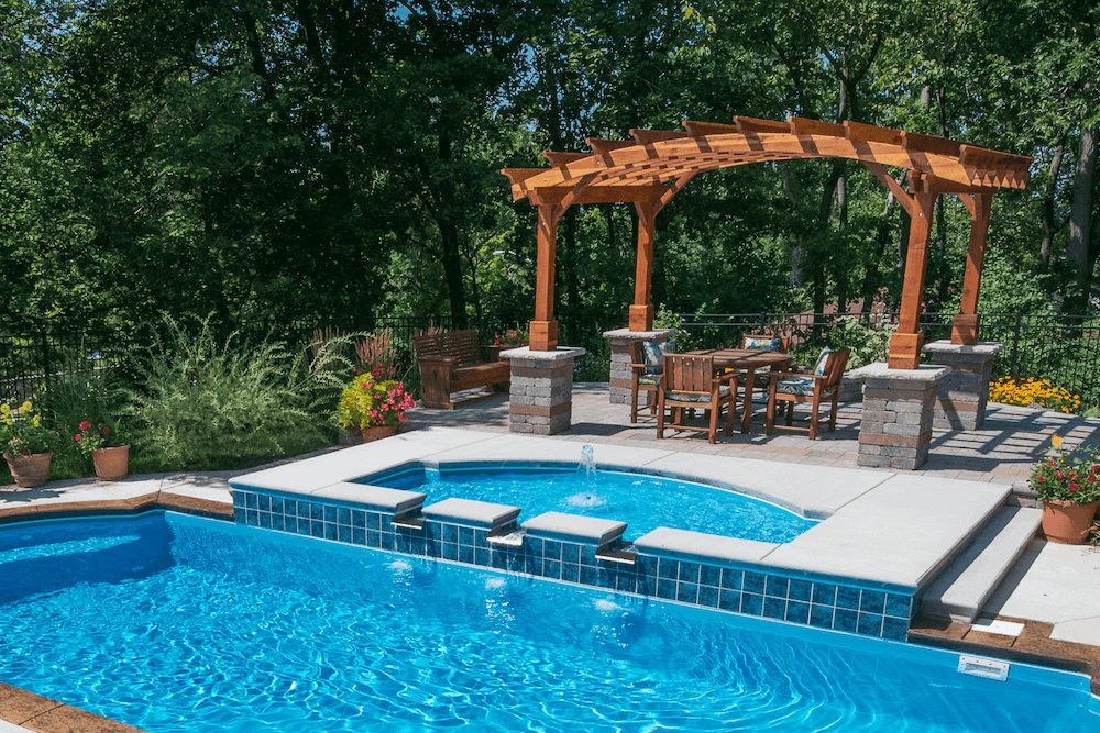 Hồ Bơi Composite Wet Deck – Sàn Tràn Nước Độc Đáo Hồ Bơi Composite Wet Deck lắp đặt tại Việt Nam – hình ảnh thực tế
