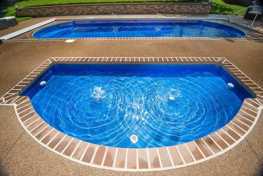 Hồ Bơi Composite Wet Deck – Sàn Tràn Nước Độc Đáo Hồ bơi composite Wet Deck – góc nhìn toàn cảnh