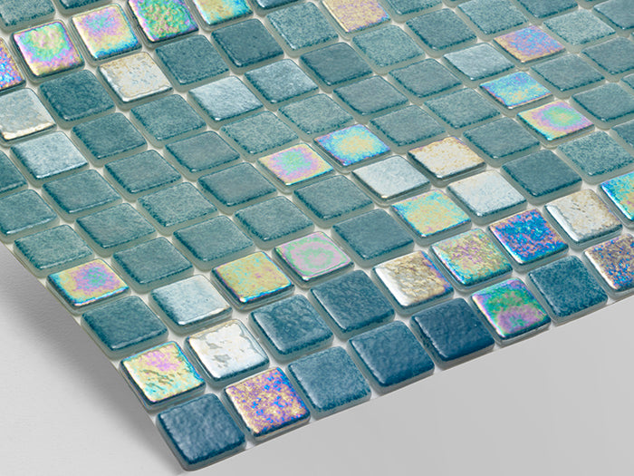 Gạch Mosaic Thủy Tinh Mix Xanh Nilo Tiết Kiệm Cho Hồ Bơi Gạch Mosaic Thủy Tinh Mix Xanh Nilo Tiết Kiệm Cho Hồ Bơi
