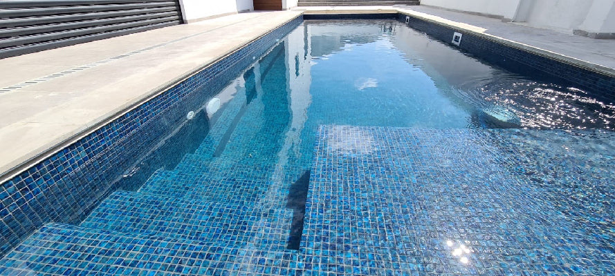 Gạch Mosaic Thủy Tinh Xanh Sapphire Tiết Kiệm Năng Lượng Cho Hồ Bơi Gạch Mosaic Thủy Tinh Xanh Sapphire Tiết Kiệm Năng Lượng Cho Hồ Bơi - Ảnh 2