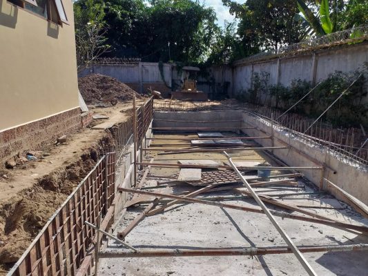 Máy lọc hồ bơi tự động 2026: Xu hướng tiết kiệm điện bảo trì dễ dàng