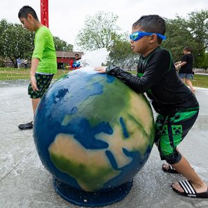 Quả Cầu Phun Nước Composite Cho Sân Chơi Nước Trẻ Em - hình 2